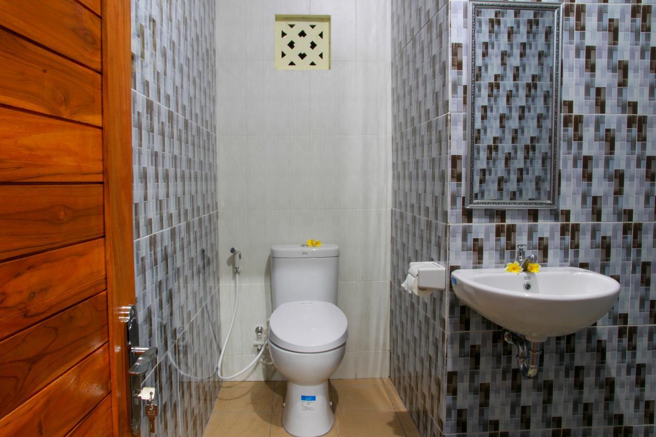 Medal Jaya Hostel & Room นูซาเลมโบงัน ภายนอก รูปภาพ