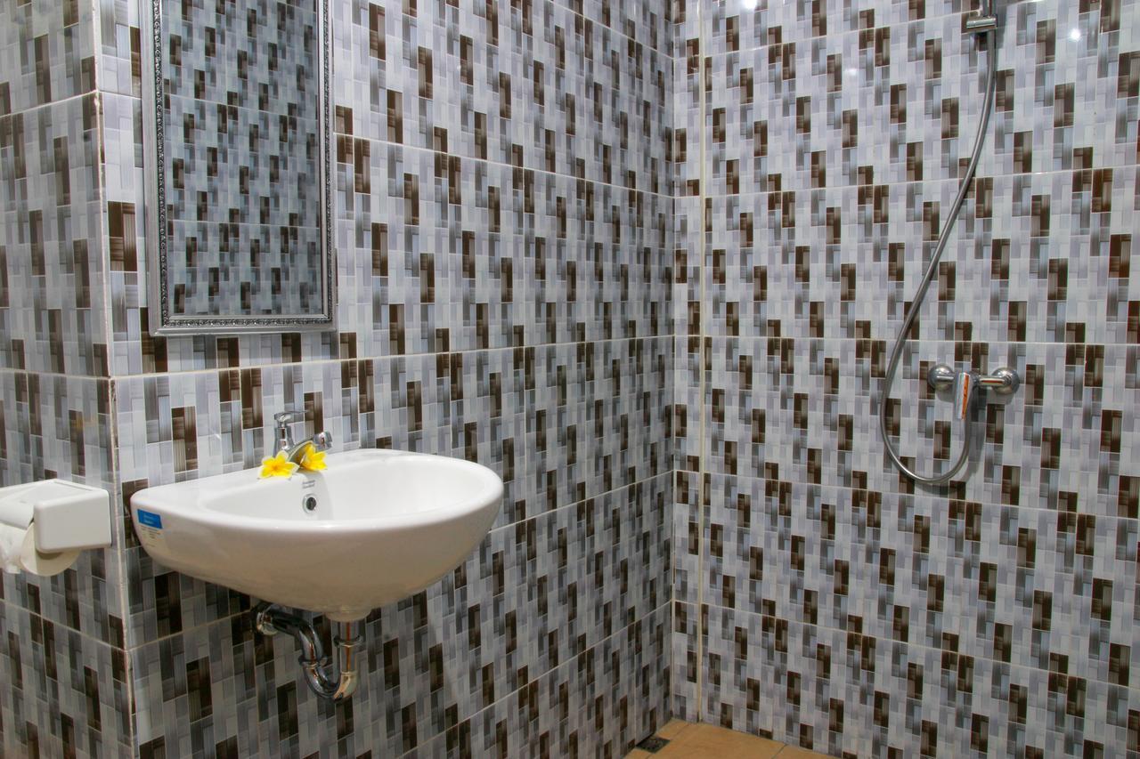 Medal Jaya Hostel & Room นูซาเลมโบงัน ภายนอก รูปภาพ