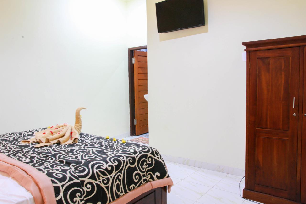 Medal Jaya Hostel & Room นูซาเลมโบงัน ภายนอก รูปภาพ